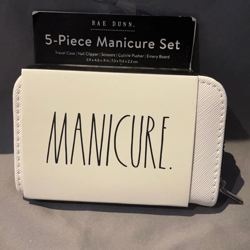 Rae Dunn - MANICURE - 5 piece manicure set